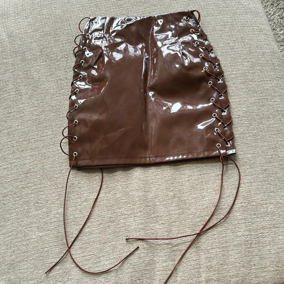 Vintage style Y2K latex brown miniskirt micro mini - Picture 1 of 6
